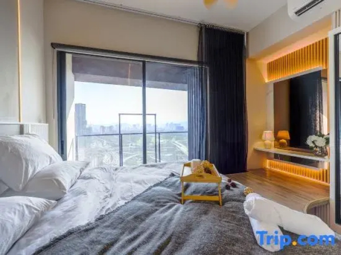 KL Sanctuary Style Comforts, Pool, Gym, Near MRT!
