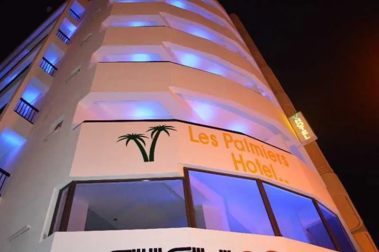 Les Palmiers Hotel