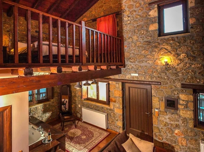 Deluxe Suite with balcony