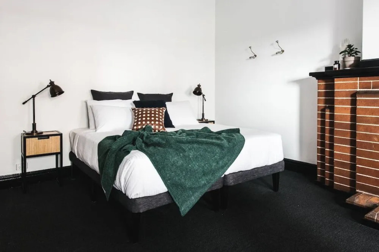 Sydney Park Hotel