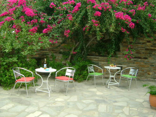 Zanneta Apartments and Suites
