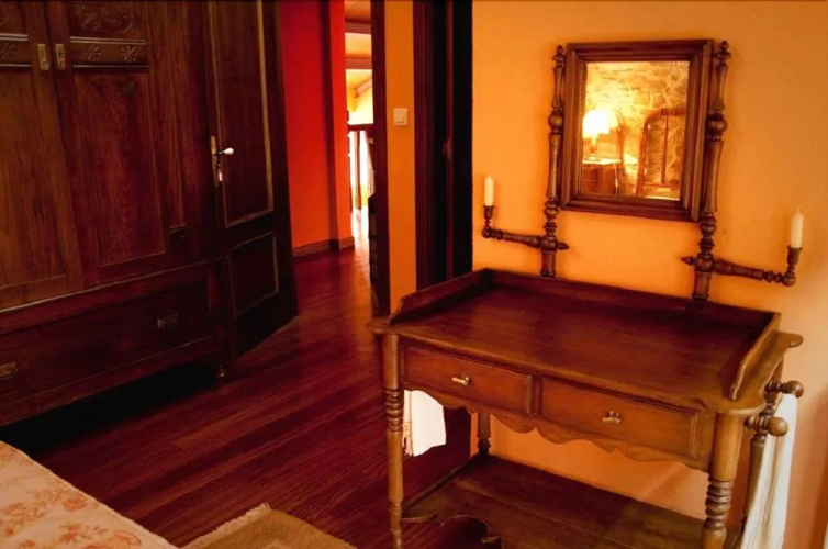 Casa Don Dín