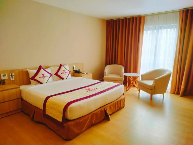 Visuha Hotel