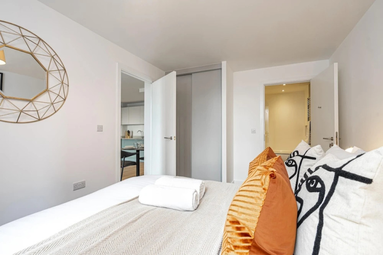 Designer Waterside Flat
