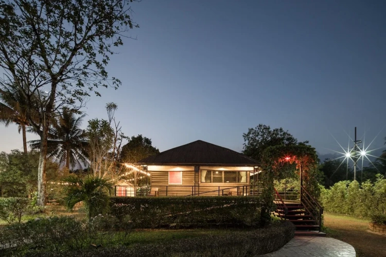 Standard Villa
