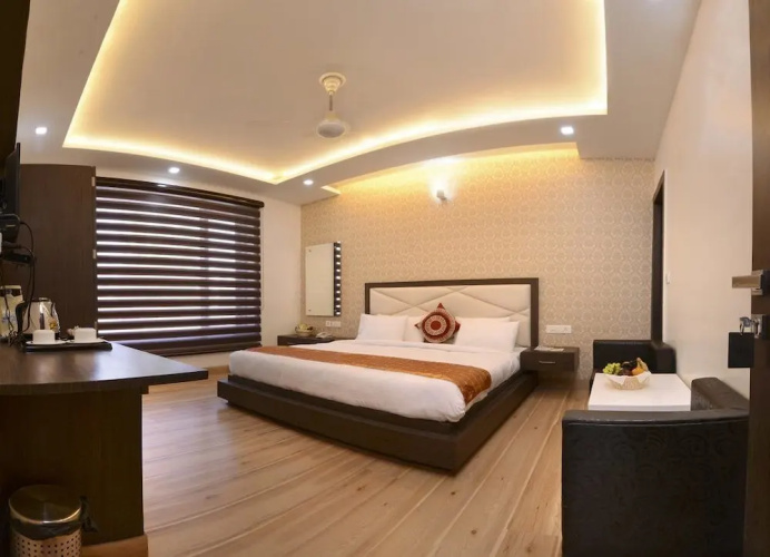 Hotel Heaven Resorts