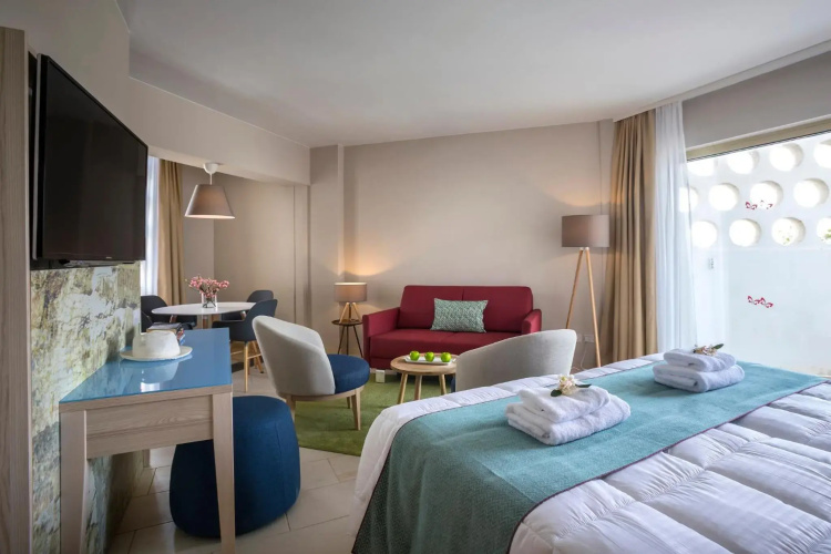 Leonardo Laura Beach & Splash Resort