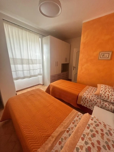 2 Bedrooms Cottage