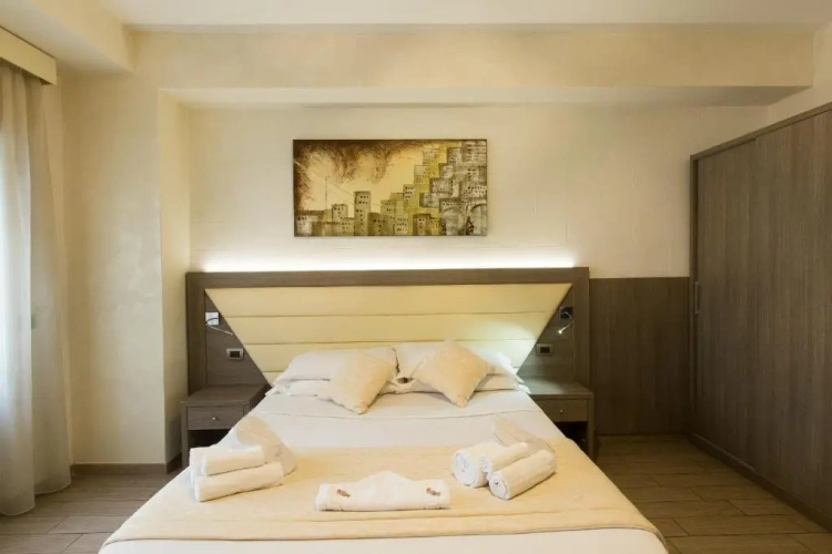 Standard Quadruple room