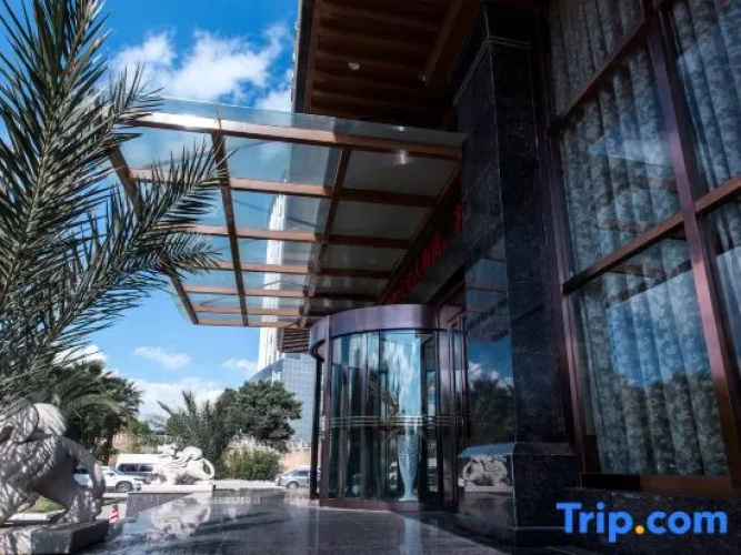 Yunqi Hotel