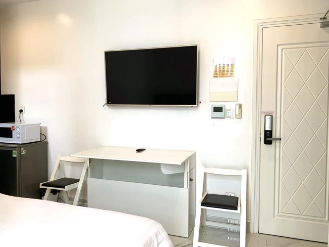 Deluxe Studio