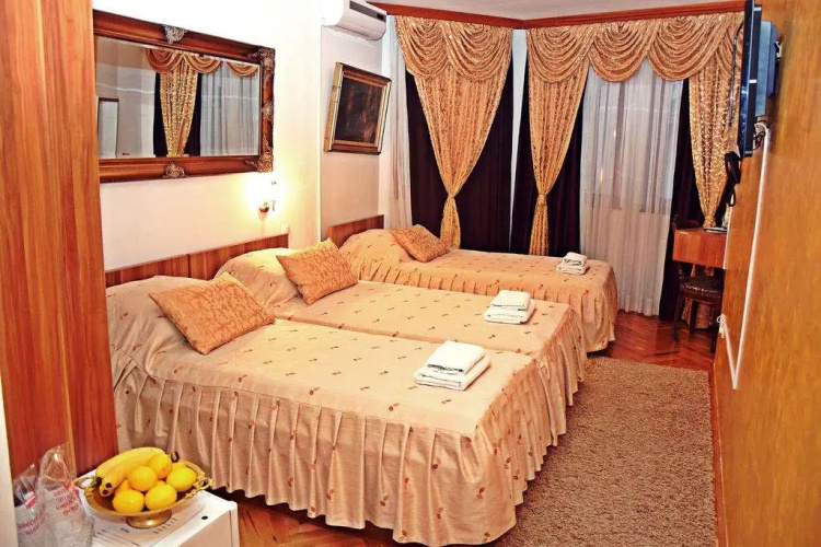 Hotel Herc