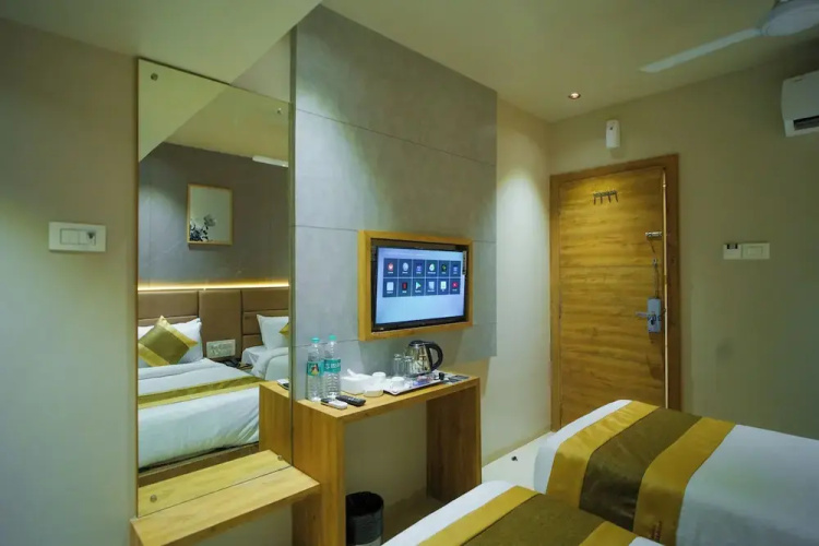 Hotel Amber Paramount