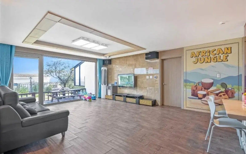 Guest rooms