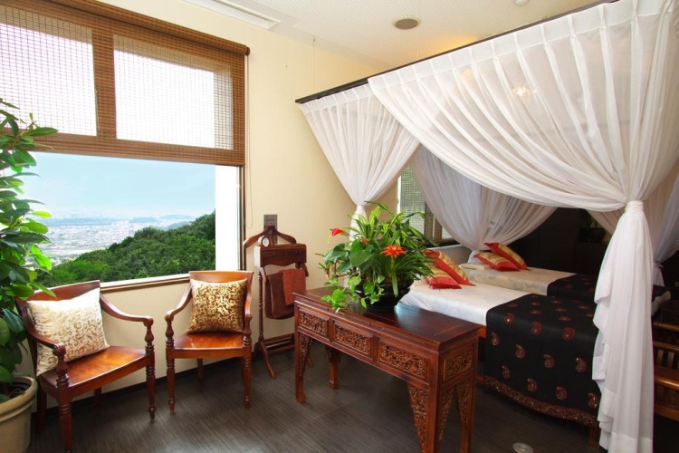 Guest rooms