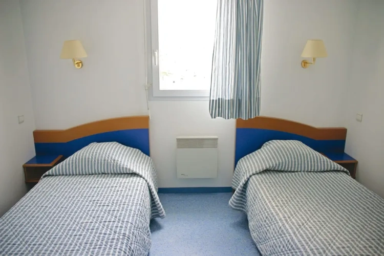 2 Bedrooms Apartment with balcony