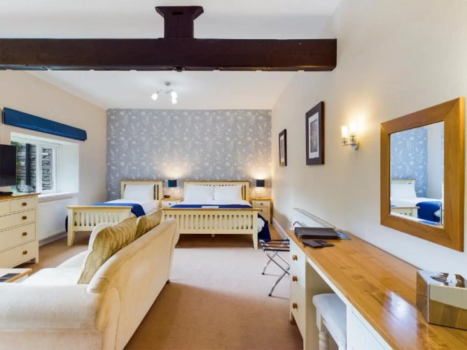 Superior Triple room