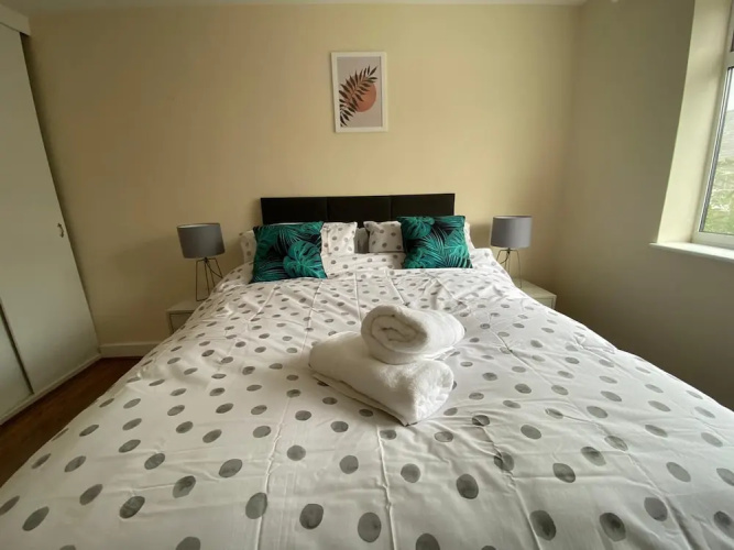 Reading 3 Bedroom apartment