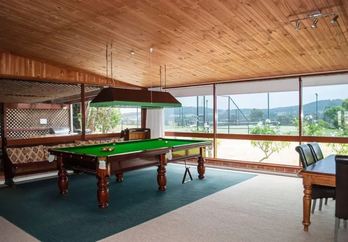 5 Bedrooms Standard Cottage