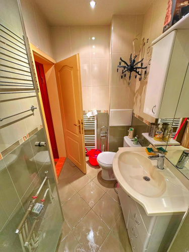 Comfortable Apartment in Comunicative Location