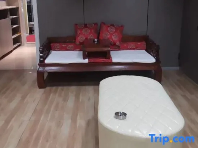 Yanglin Hotel
