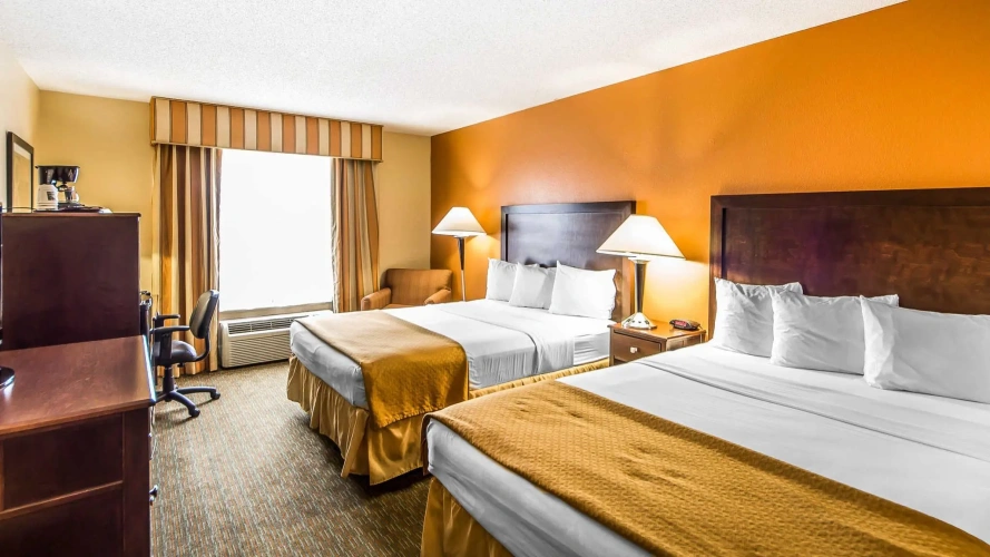 Standard Quadruple room