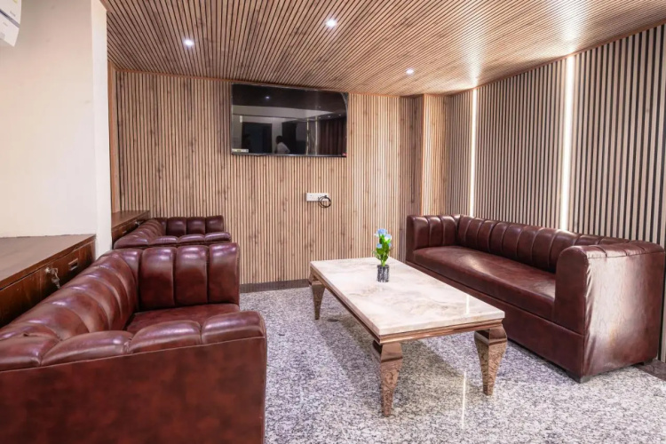 Treebo A1 Residency, Hingna T Point