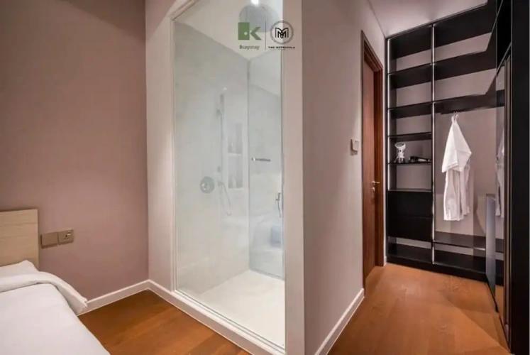 2 Bedrooms Premium Apartment with balcony and with city view