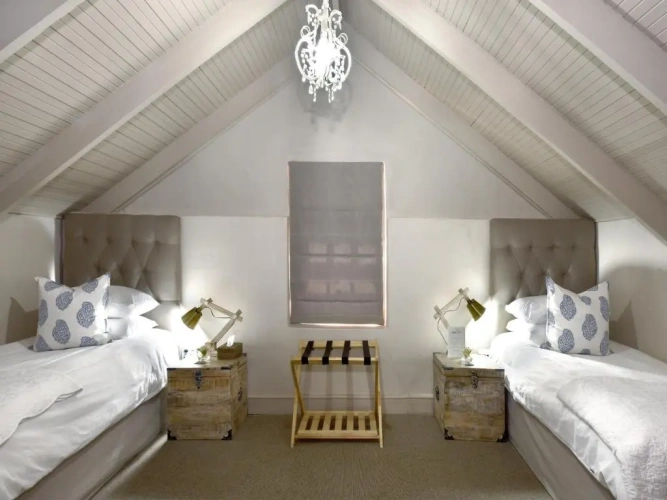Twin Apartment