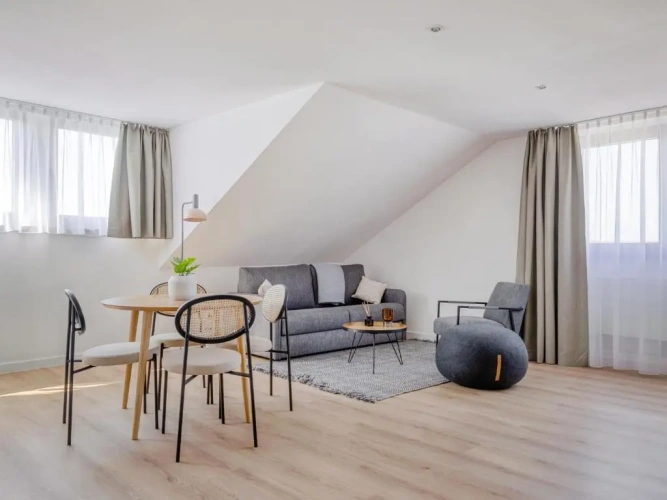 1 Bedroom Suite