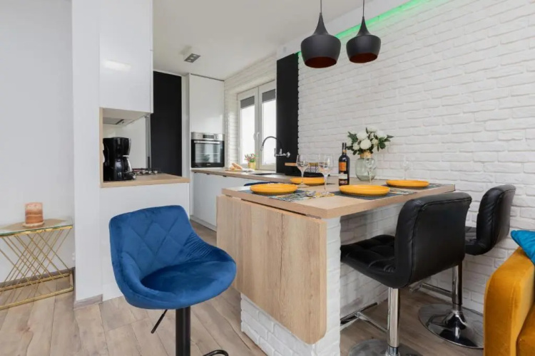 Seaside Boulevard Gdynia by Renters