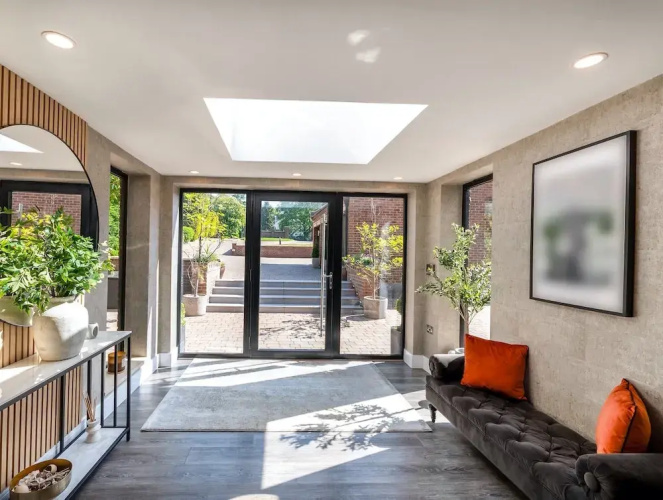 5 Bed Villa-sleeps 10-hot Tub-bar & Pool Table