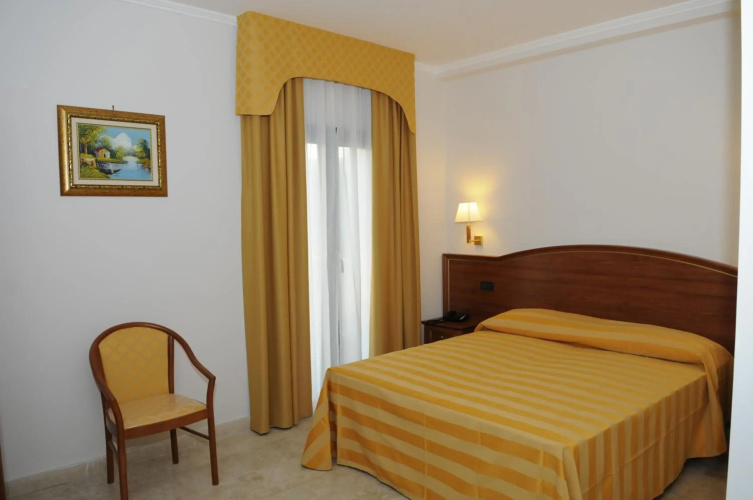 Fashion Hotel