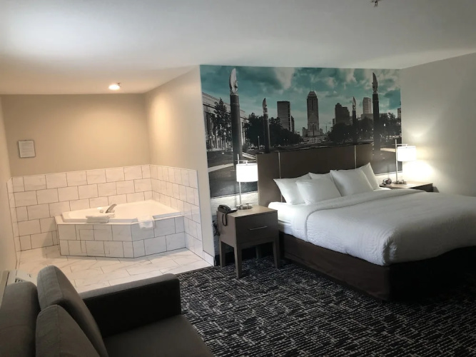 Clarion Pointe Indianapolis Airport