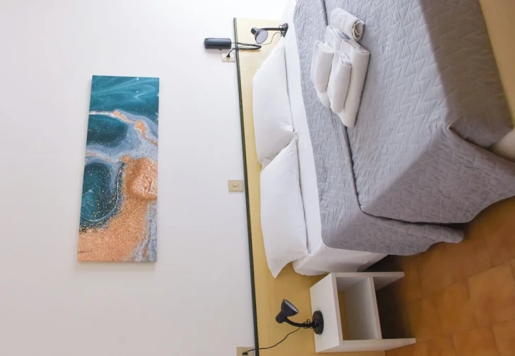 Standard Double room with balcony and with partial sea view