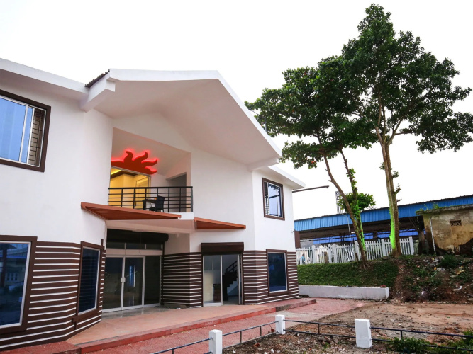 Rail View Residency by OYO Rooms