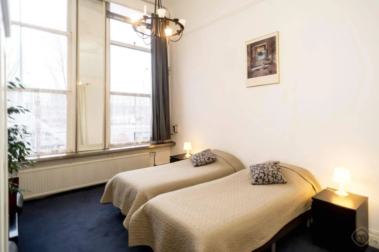 Prins Hendrik Apartments