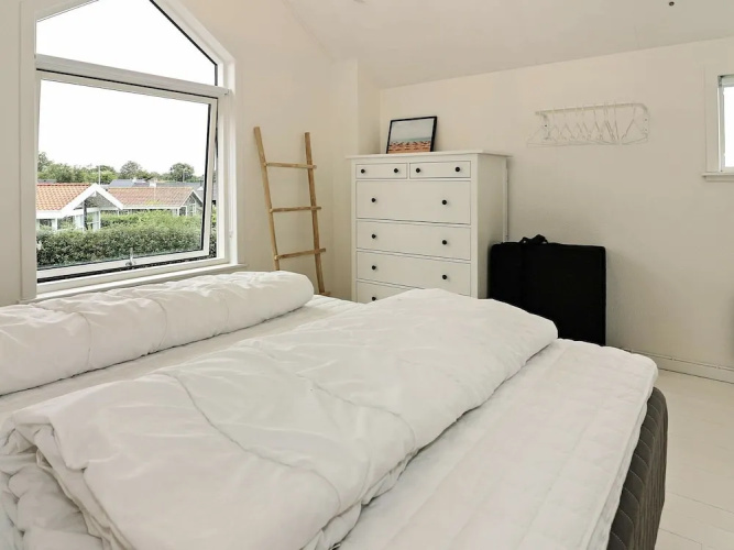 Spacious Apartment for 6 in Hadsund