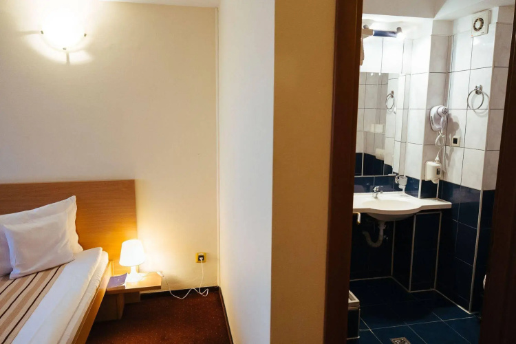 Hotel Phoenix