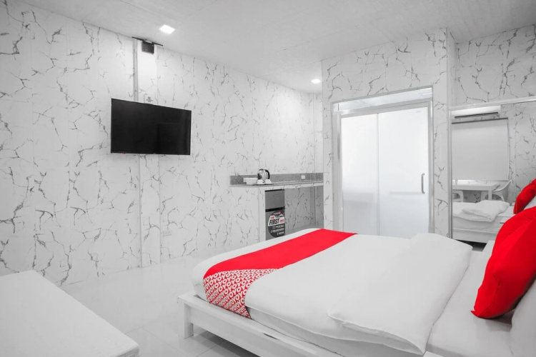 OYO 630 Sena Gladyz Suites
