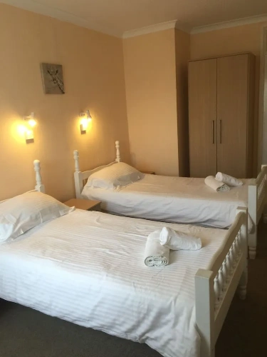 Economy Twin room