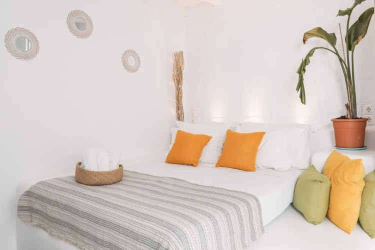 Dibellee Mykonos Studios