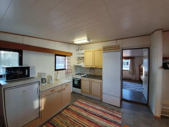 Bungalow with water view