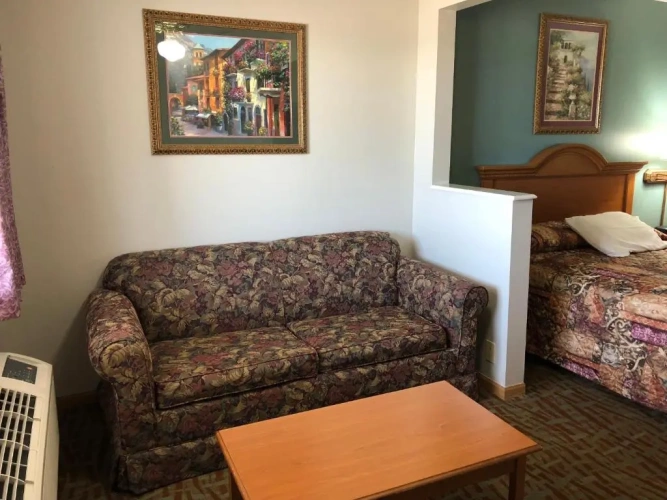 Quadruple Suite