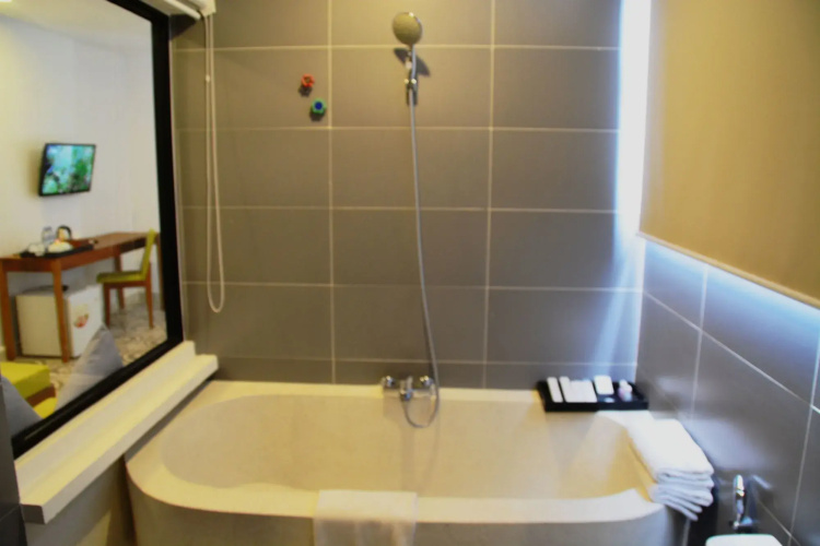 Home Chic Hotel