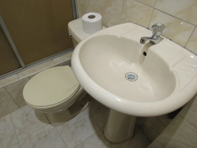 Comfort room