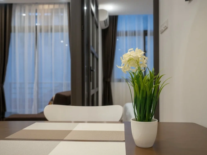 1 Bedroom Business Apartment