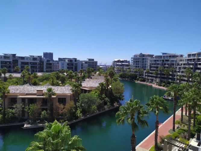 1 Bedroom Apartment with balcony
