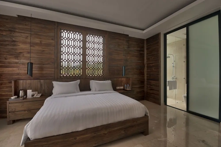 Deluxe Double room with land view