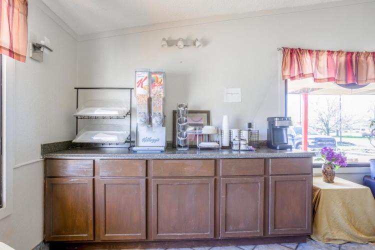 Cozy Garden Inn By Oyo Hwy 40 Richmond photo 21